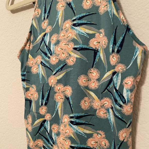 Like NEW Patagonia Tank Top 🌺 - Picture 2 of 6